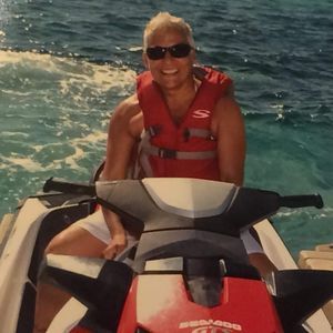 Meet your Posher, Maricel